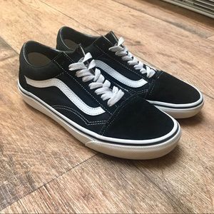 Gently Used Old Skool Vans